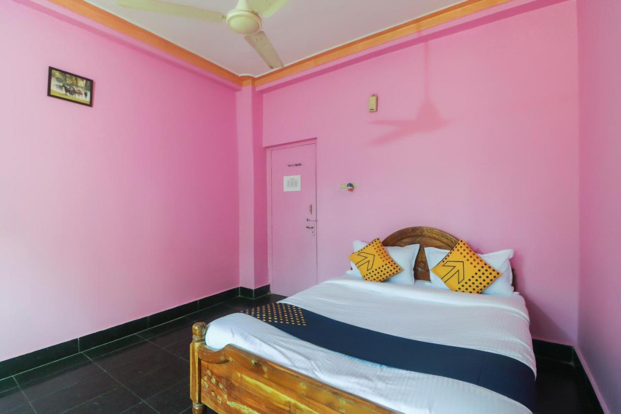 Spot On 65043 Hotel Kalinga Palace Kendrapara Экстерьер фото