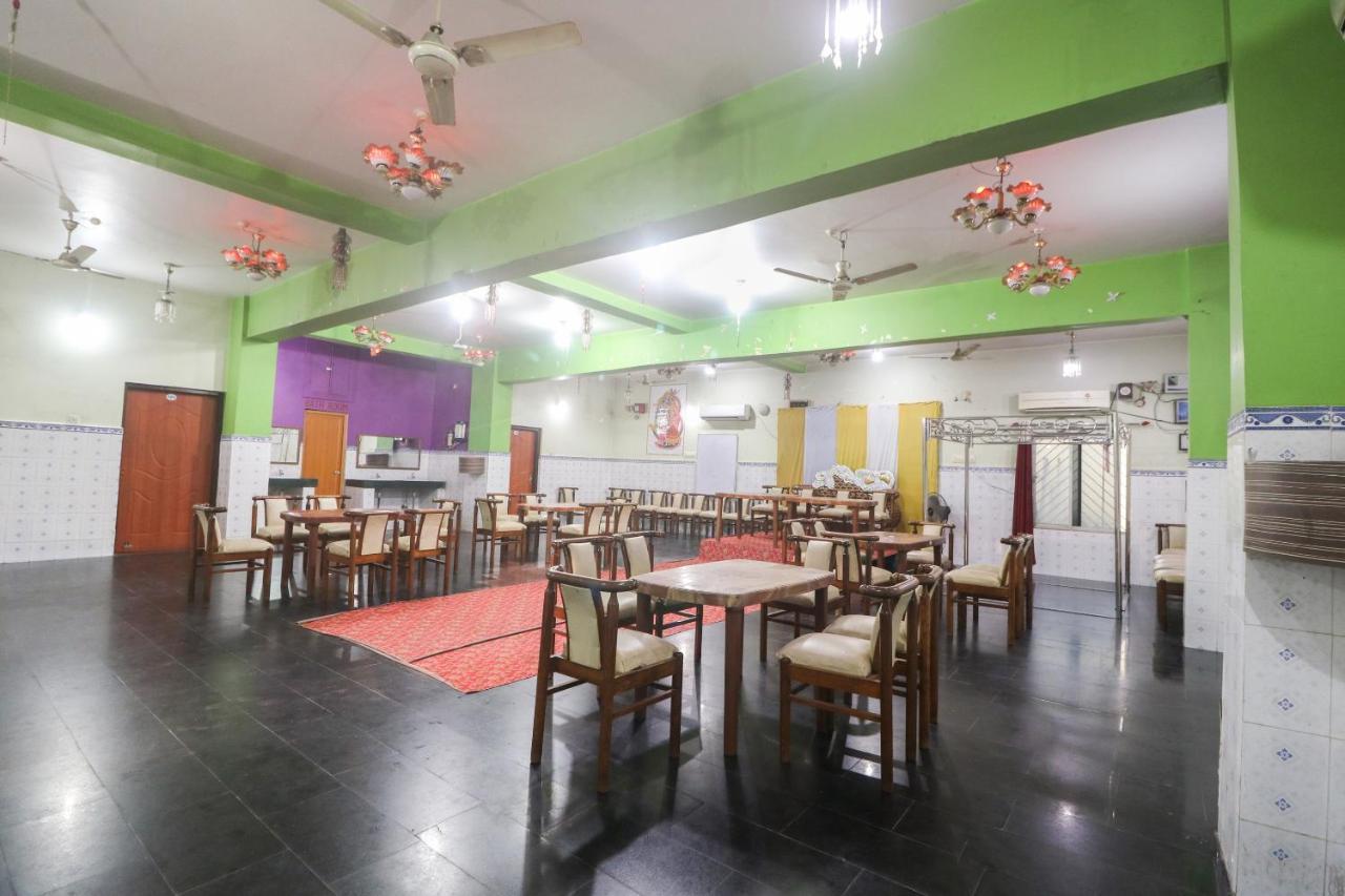 Spot On 65043 Hotel Kalinga Palace Kendrapara Экстерьер фото